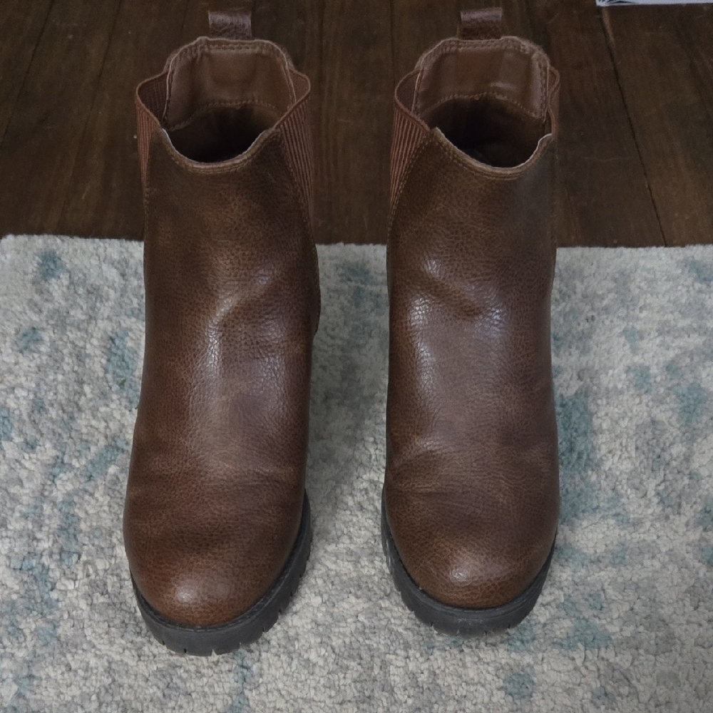 MIA Chestnut Ankle Booties - Picture 2 of 5